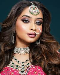 Anjali Dhotre Makeup